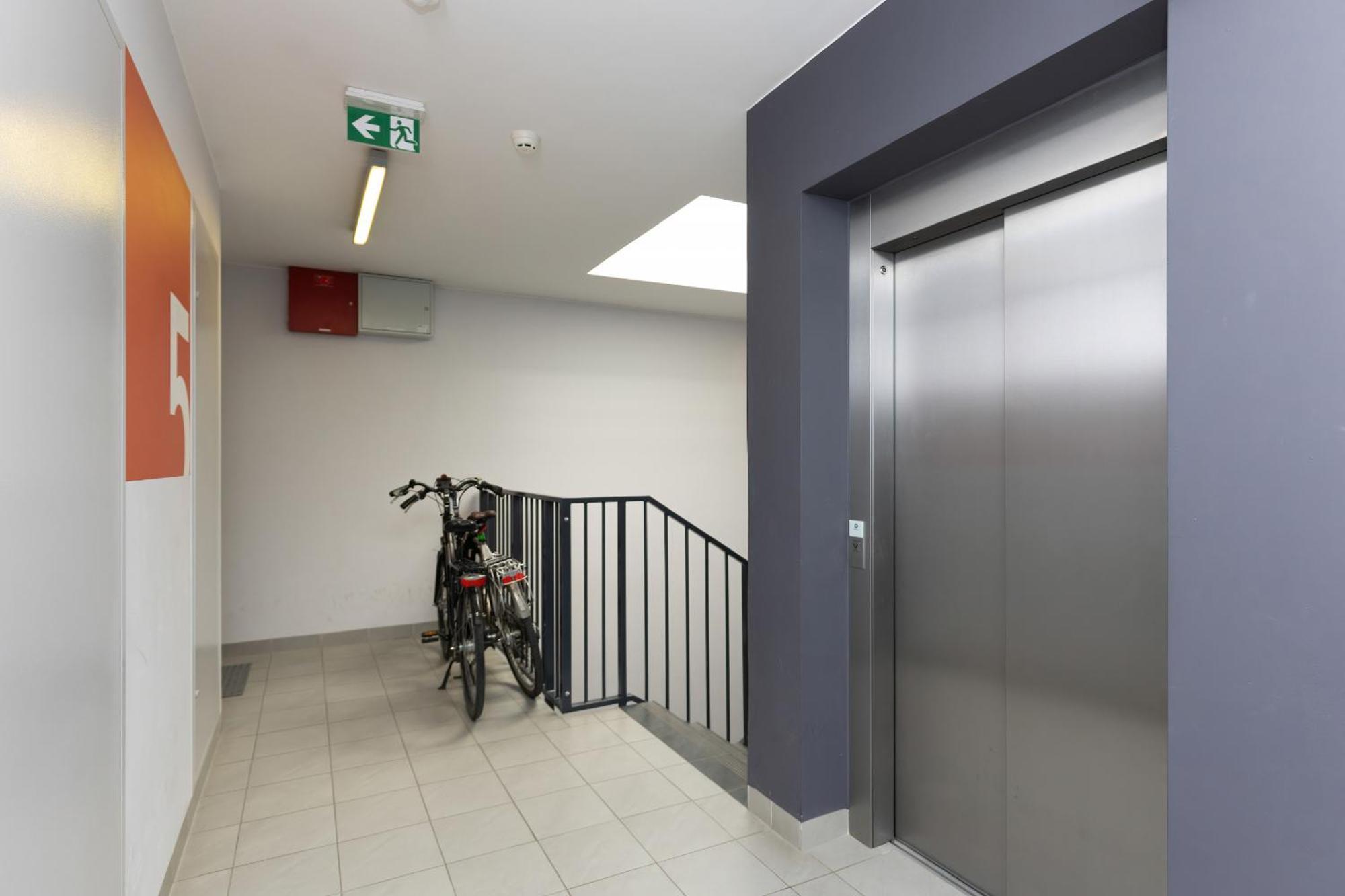 Podgorze Lipska Pet-Friendly Apartment With Balcony And Parking By Renters Prestige Krakow Exterior photo