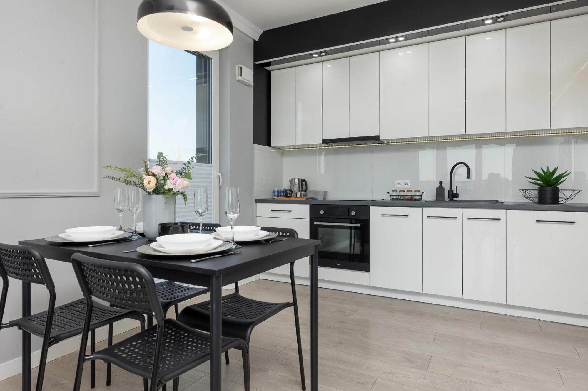 Podgorze Lipska Pet-Friendly Apartment With Balcony And Parking By Renters Prestige Krakow Exterior photo