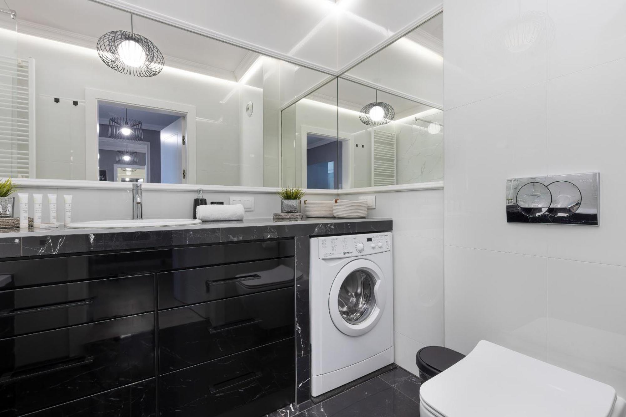 Podgorze Lipska Pet-Friendly Apartment With Balcony And Parking By Renters Prestige Krakow Exterior photo